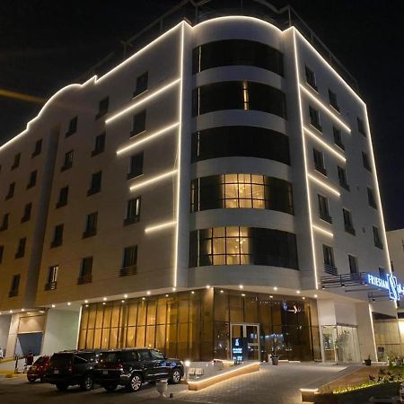 Friesian Hotel Suites Dschidda Exterior foto
